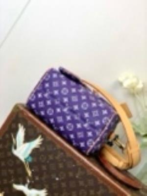 wholesale quality louis vuitton m11562 speedy p9 bandoulkere 25 purple model no. 1